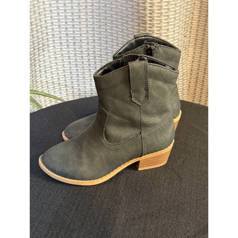 Closet clean out! Old Navy Girls Black Western Ankle Boot Sz 12 Side Zip Booties